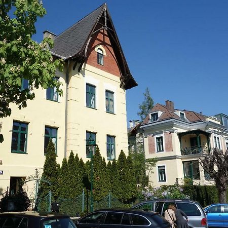 Katharinas Apartment Modling Buitenkant foto
